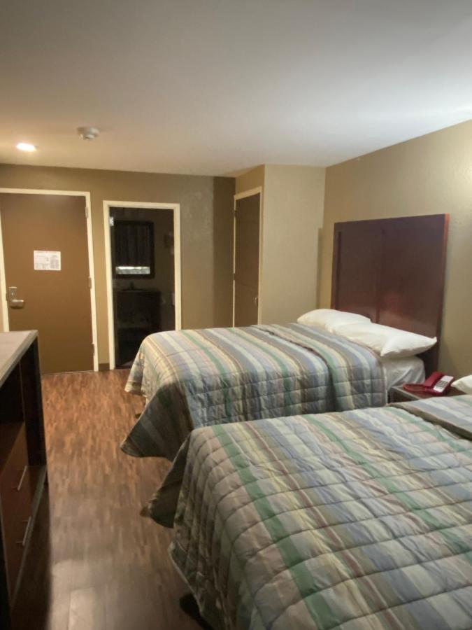 Hotel Jamaica Plaza New York Exterior foto